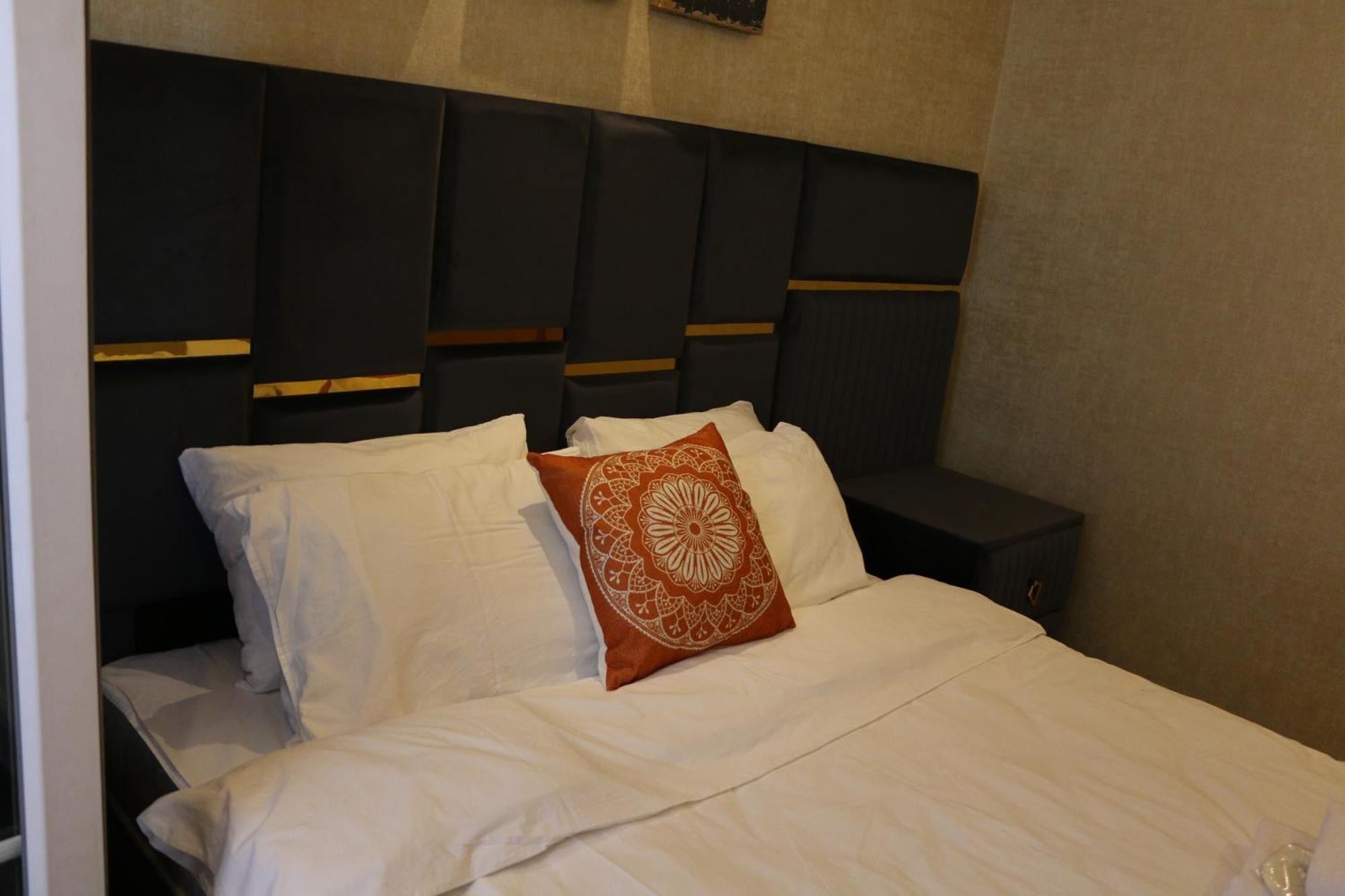 The Most Hotel Истанбул Екстериор снимка
